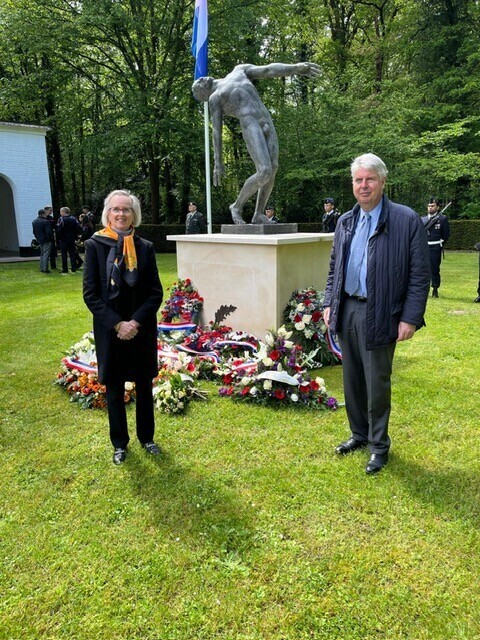 4 Mei herdenking op het Nederlands Ereveld Orry-la-Ville (Oise)